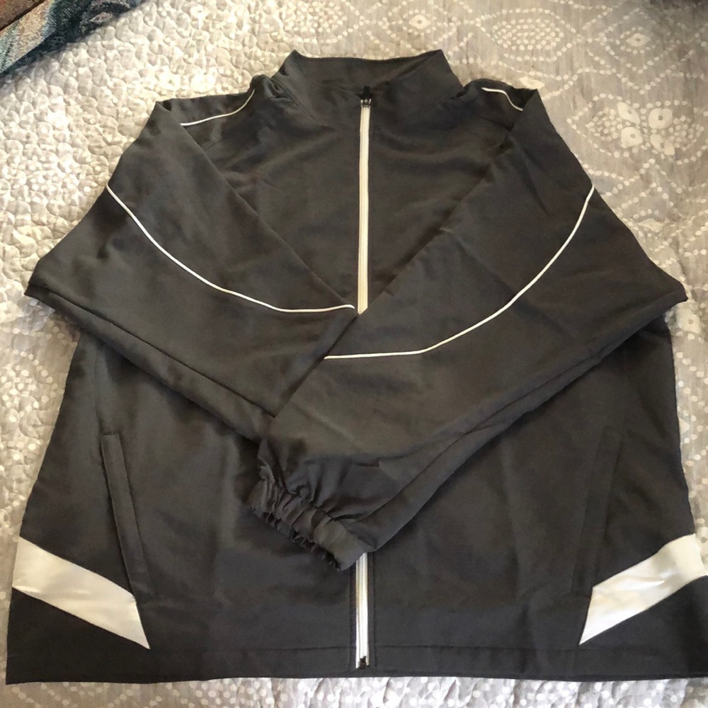 Brooks Men’s zip up Track Jacket size XL